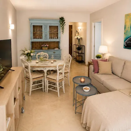 Magnolia Iii Big Terrace & Free Parking Apartment Marbella